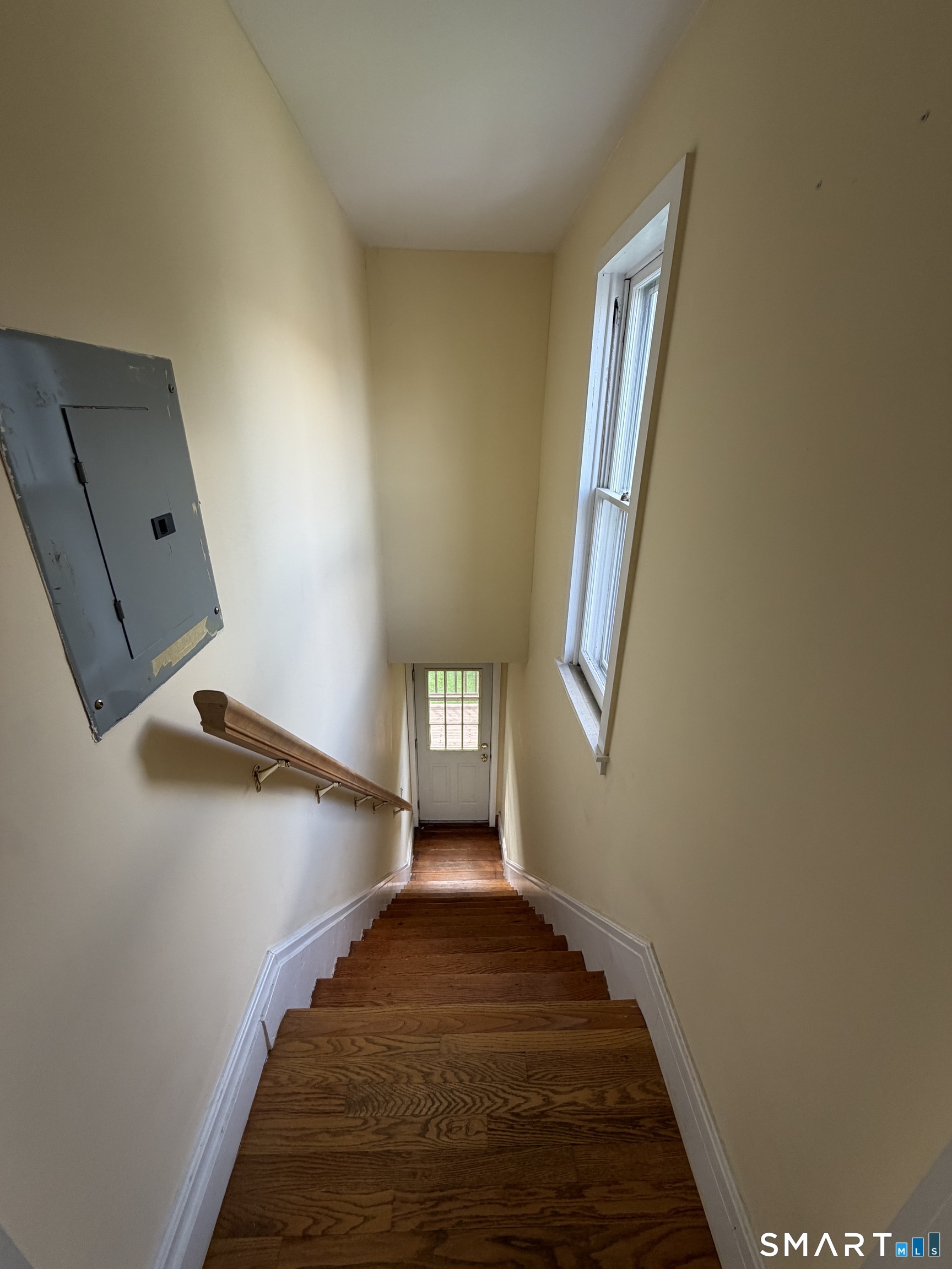28 Davis Street Danbury CT 06810
