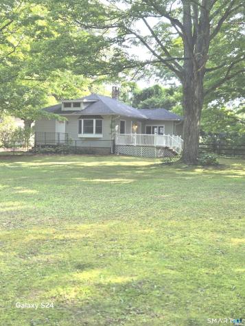 145 Liberty Street Clinton CT 06413
