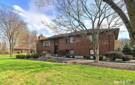 4565 Madison Avenue Trumbull CT 06611