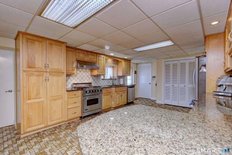 4565 Madison Avenue Trumbull CT 06611