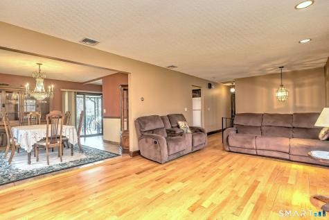 4565 Madison Avenue Trumbull CT 06611