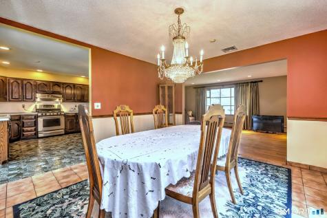 4565 Madison Avenue Trumbull CT 06611
