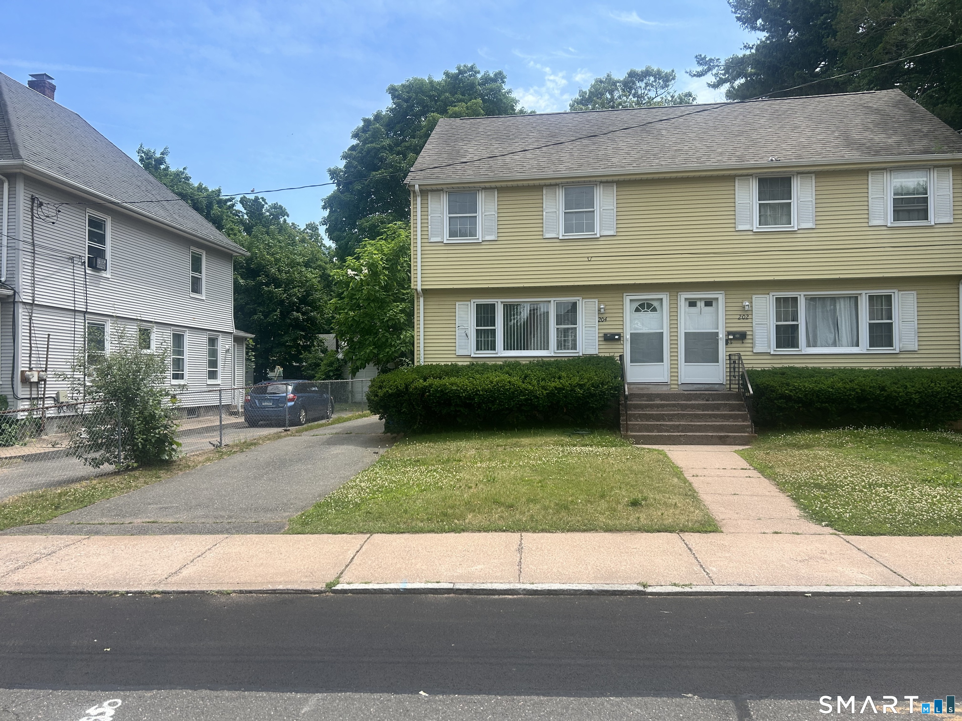 204 School Street Manchester CT 06040