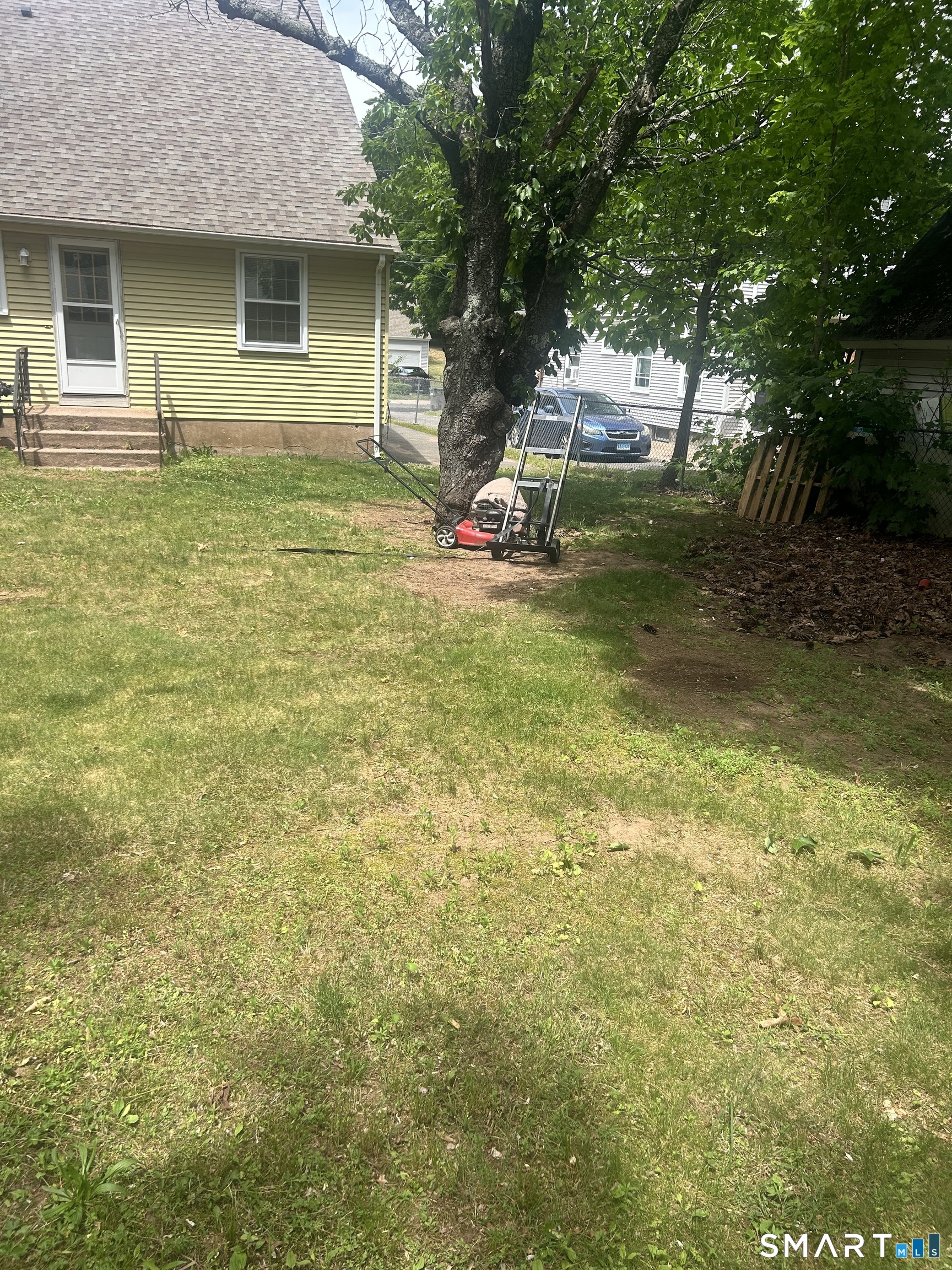 204 School Street Manchester CT 06040