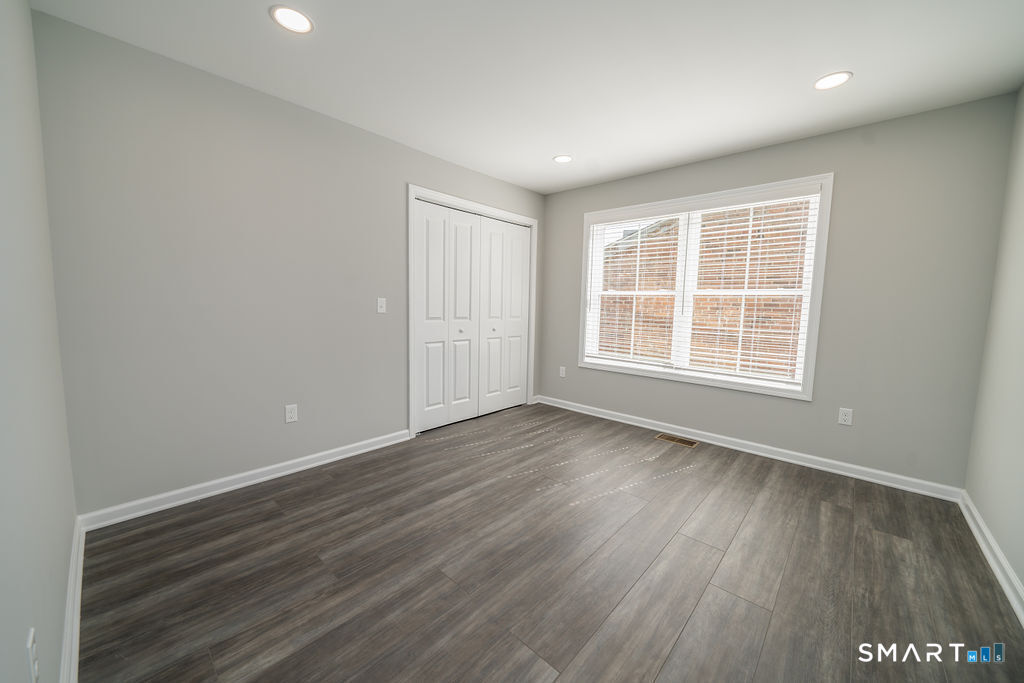 139 Main Street East Haven CT 06512