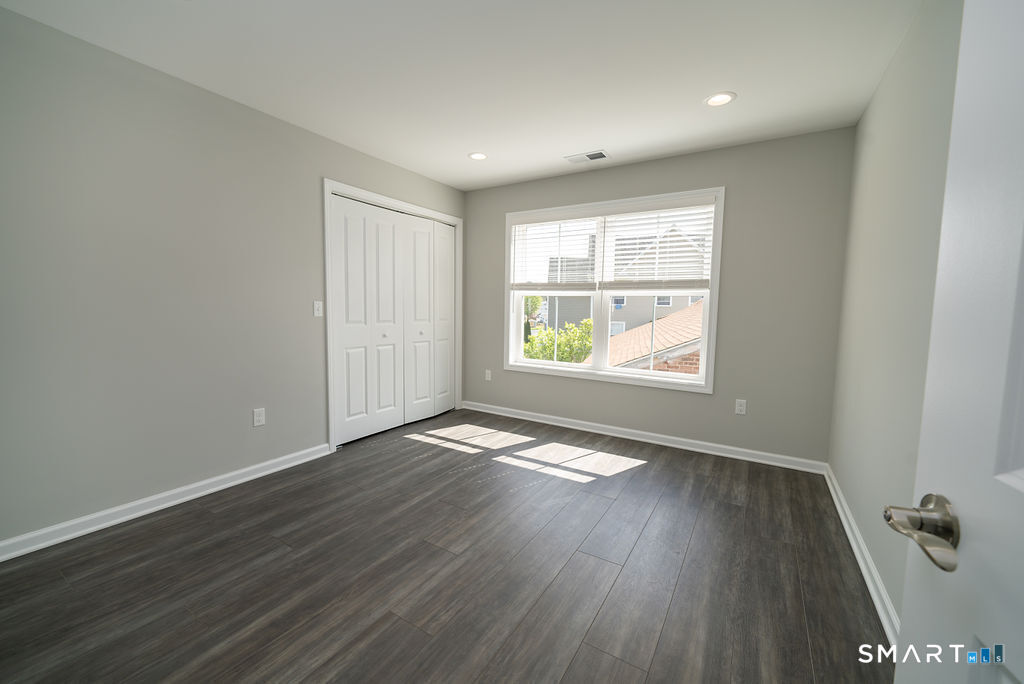 139 Main Street East Haven CT 06512