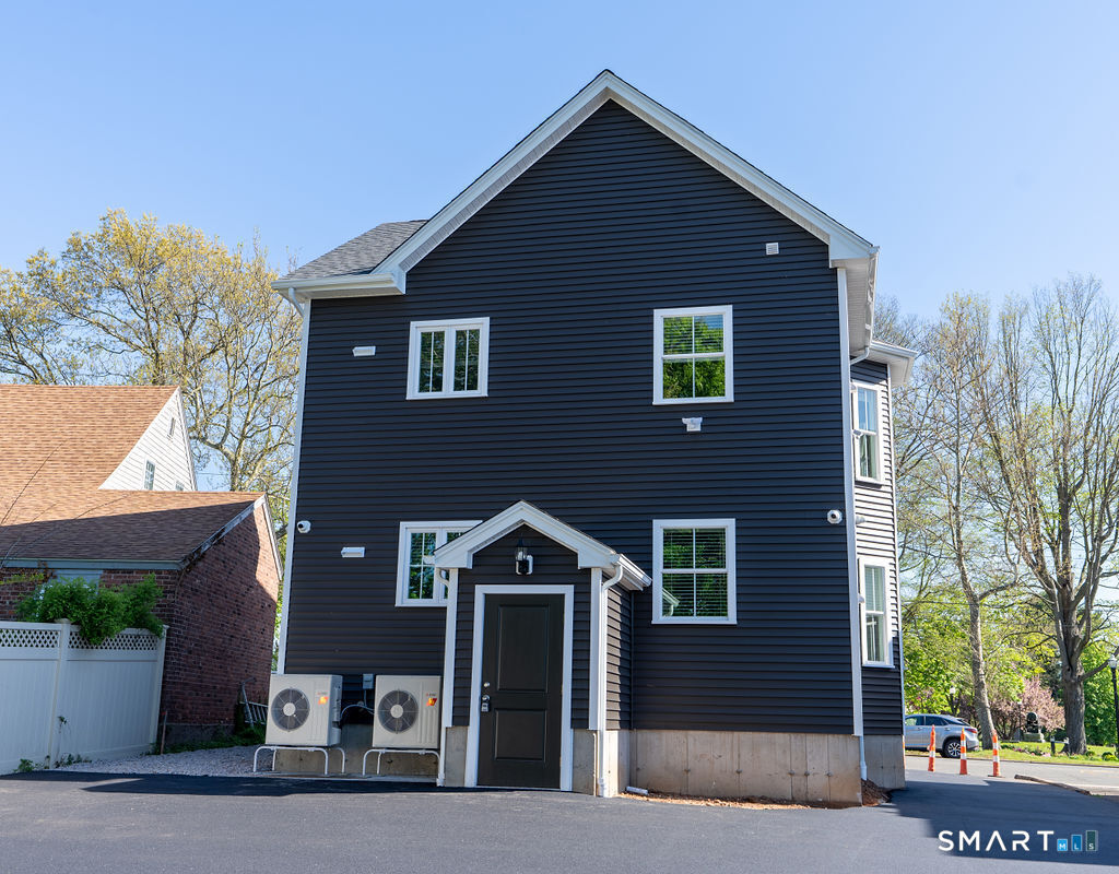 139 Main Street East Haven CT 06512