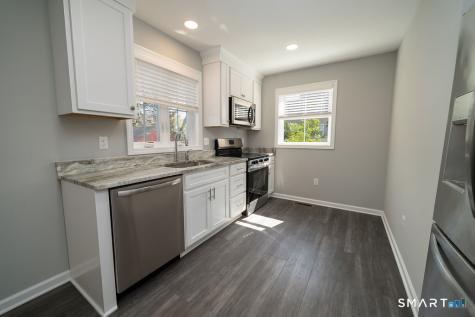 139 Main Street East Haven CT 06512