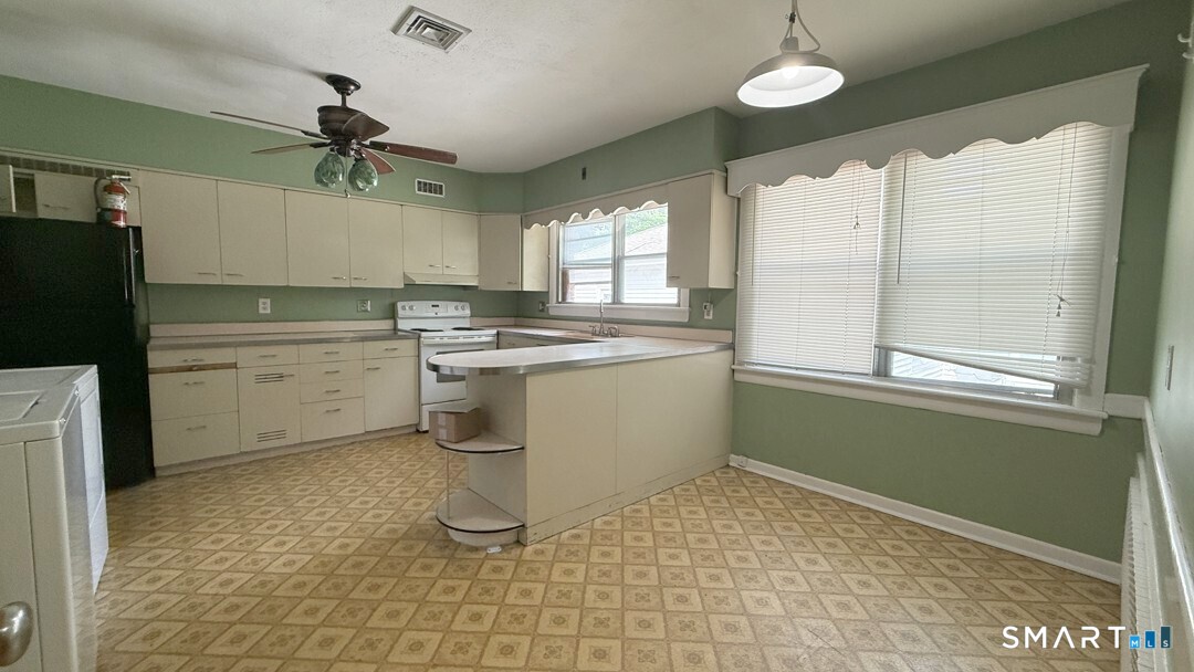 223 High Street Windham CT 06226