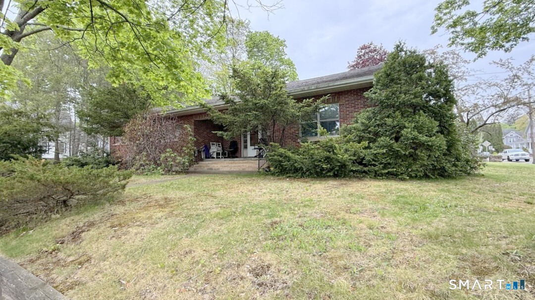 223 High Street Windham CT 06226