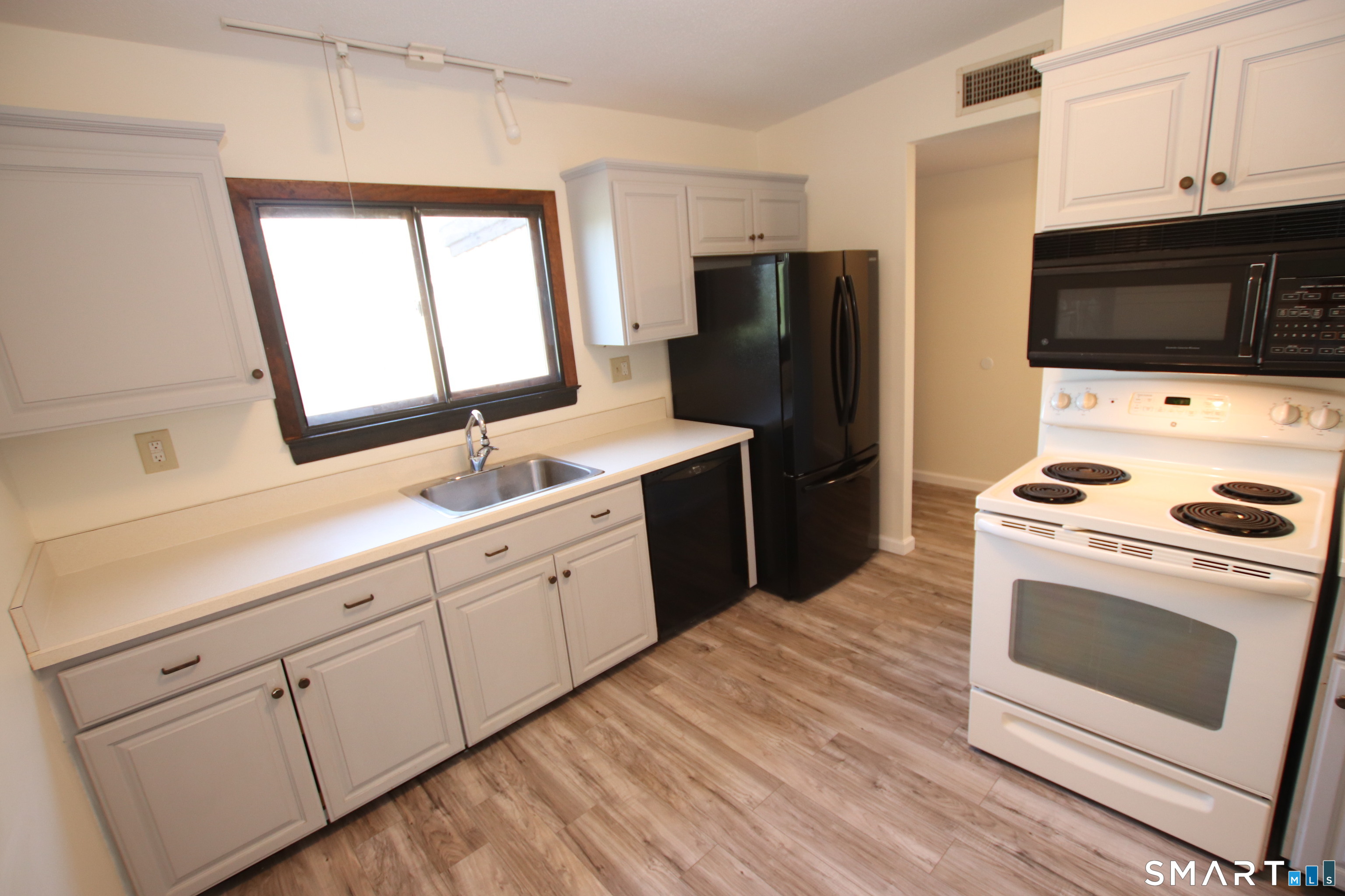 150 Webster Court Newington CT 06111
