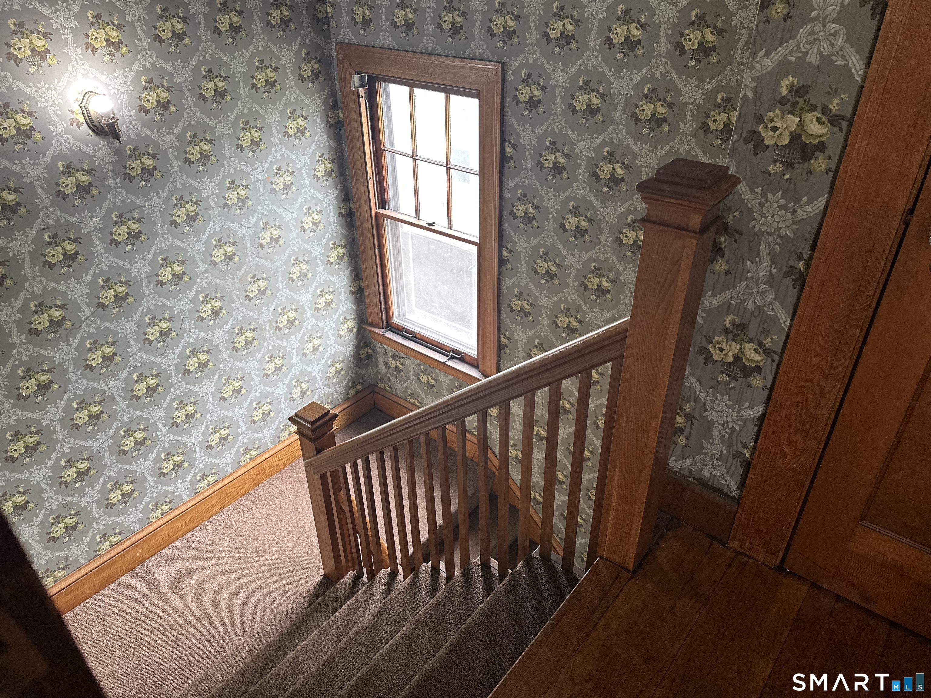 35 Woodmere Road West Hartford CT 06119
