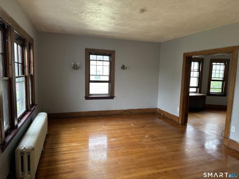 35 Woodmere Road West Hartford CT 06119