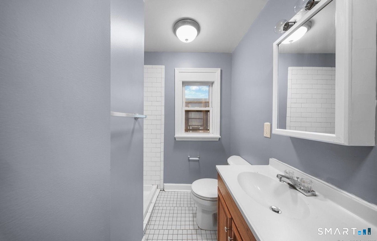 37 Granfield Avenue Bridgeport CT 06610