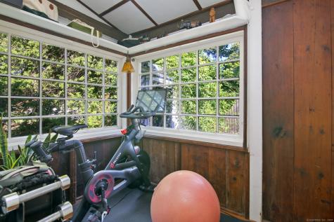 83 Linden Avenue Darien CT 06820