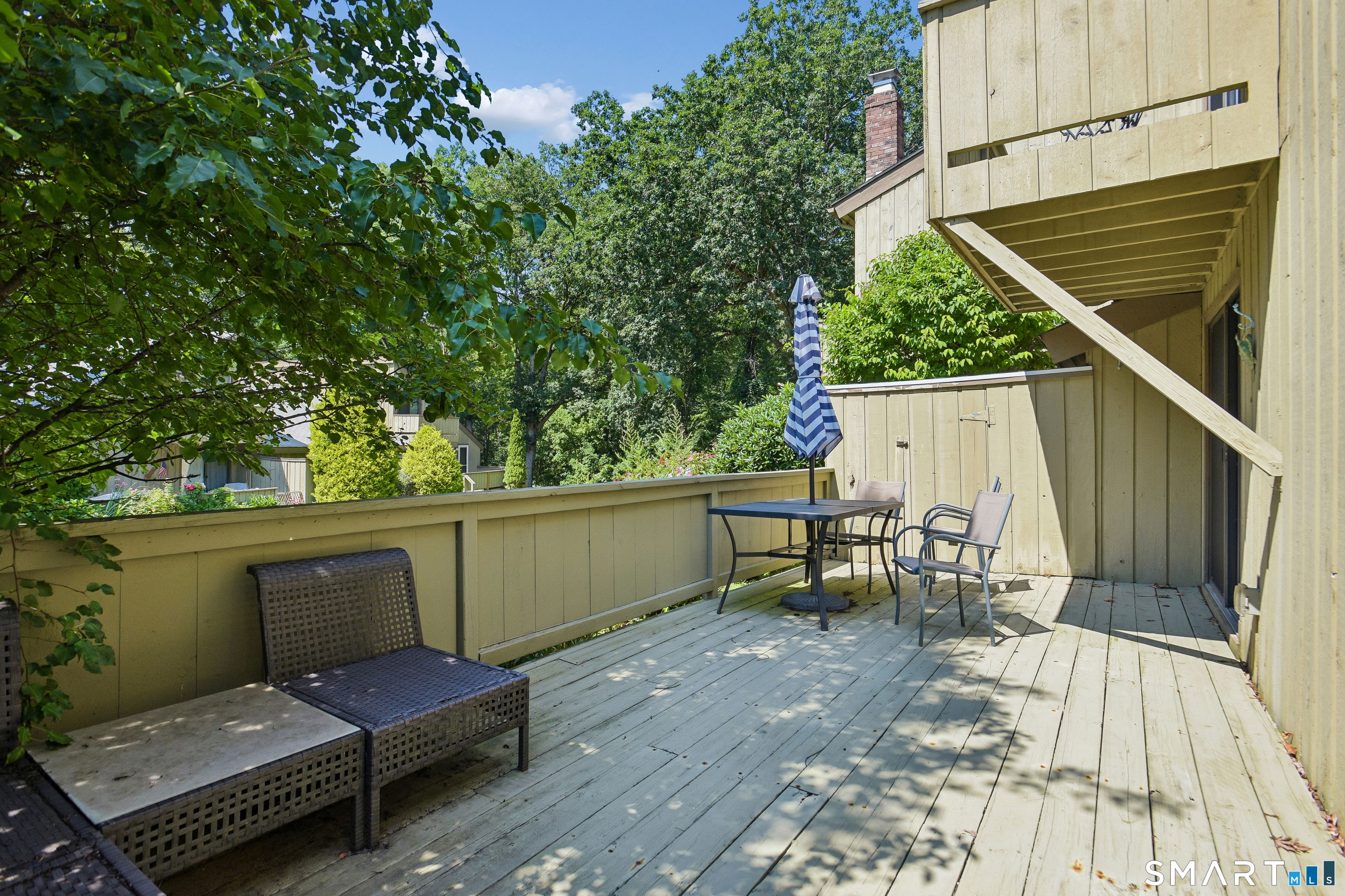 42 Quidnet Court Guilford CT 06437