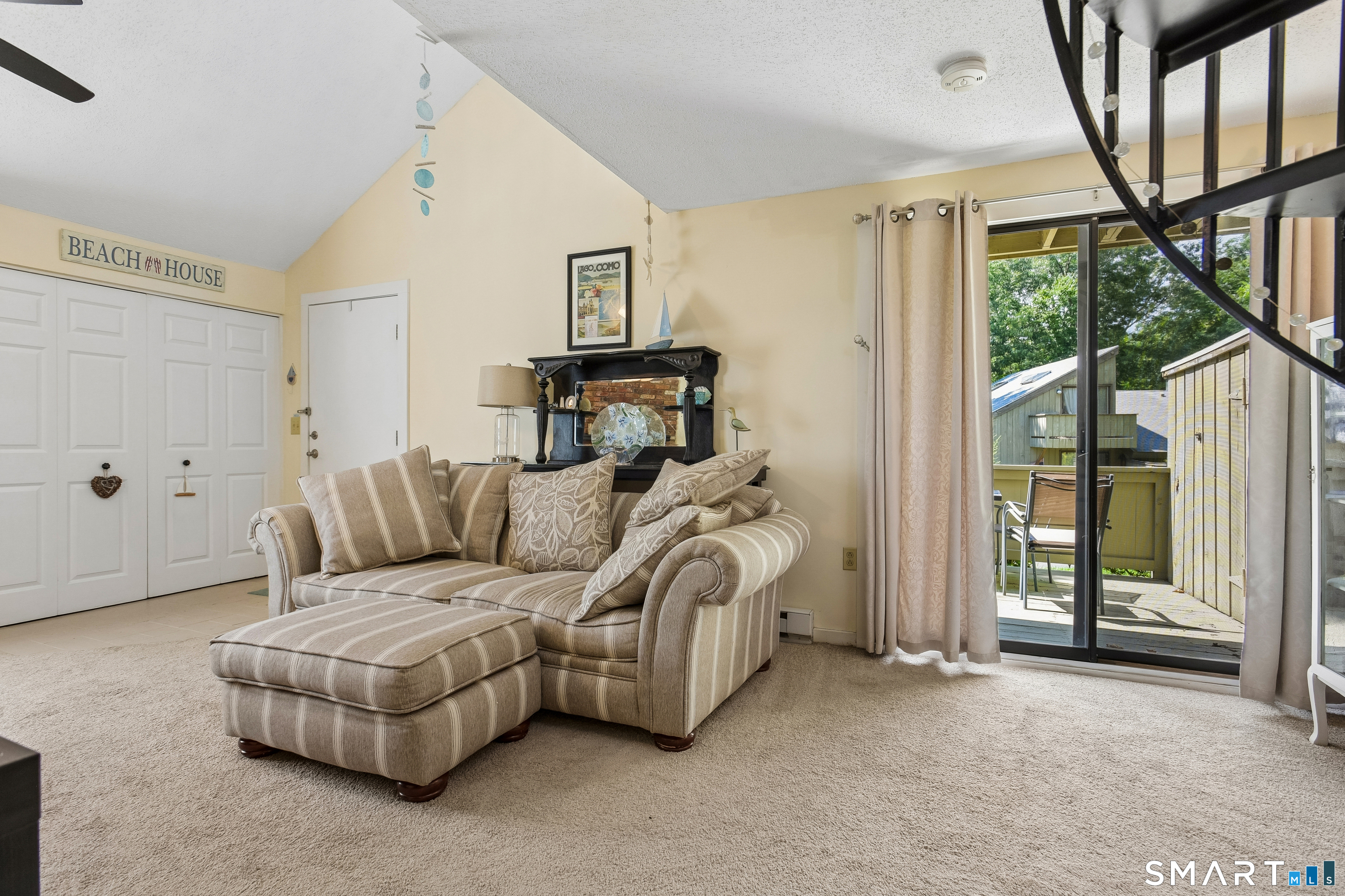 42 Quidnet Court Guilford CT 06437