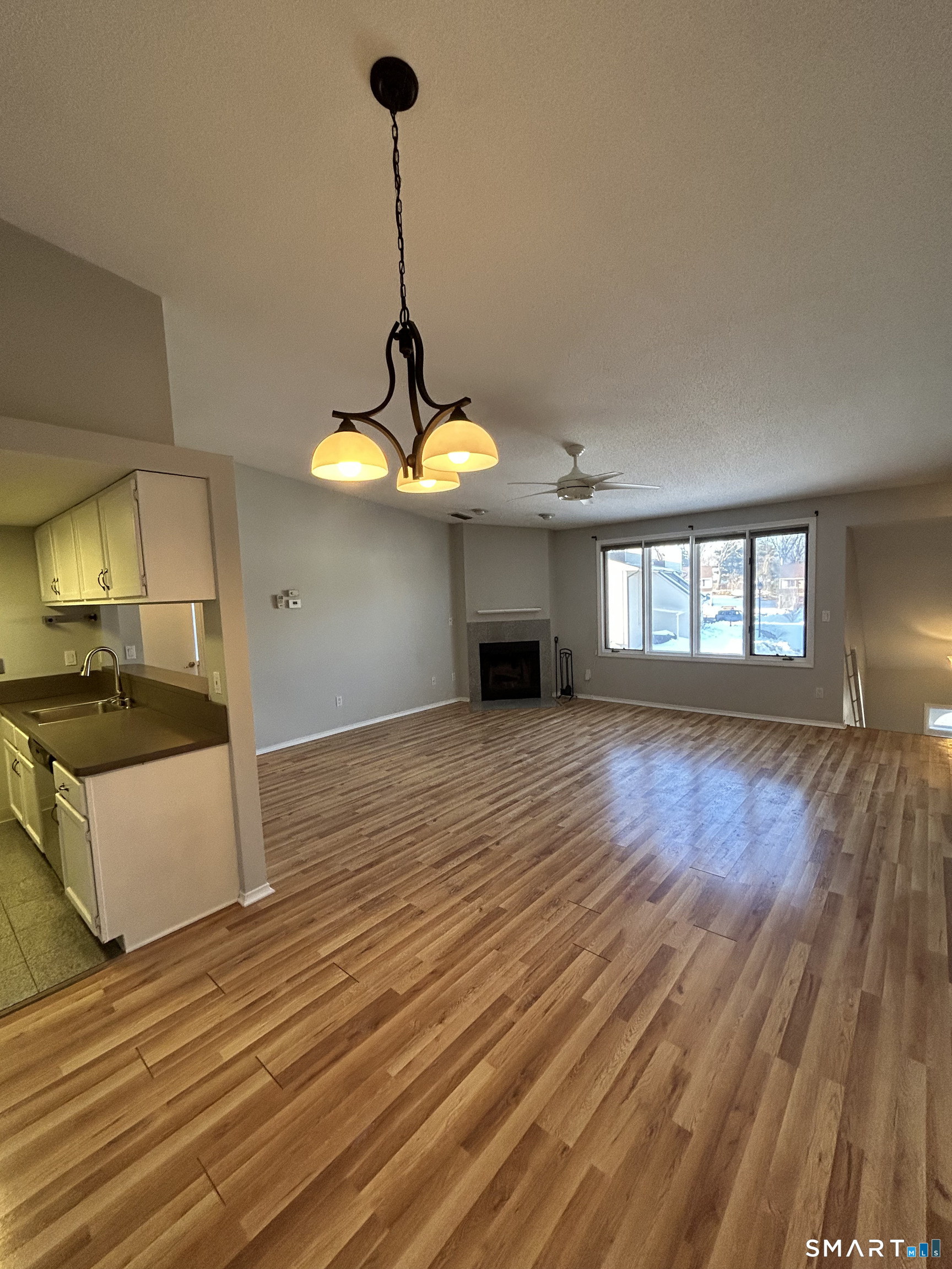 90 Little Oak Lane Rocky Hill CT 06067