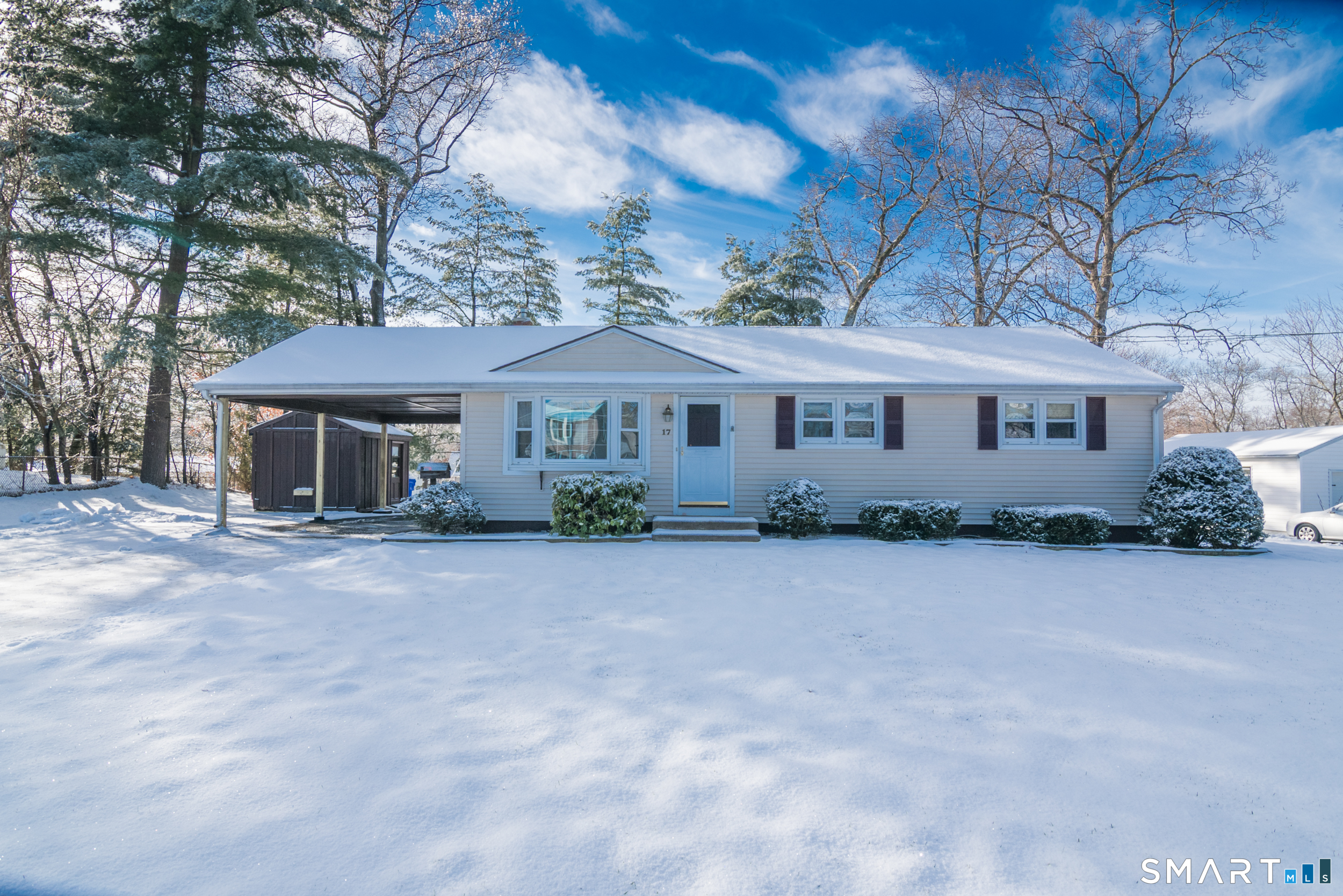17 Howard Street Enfield CT 06082