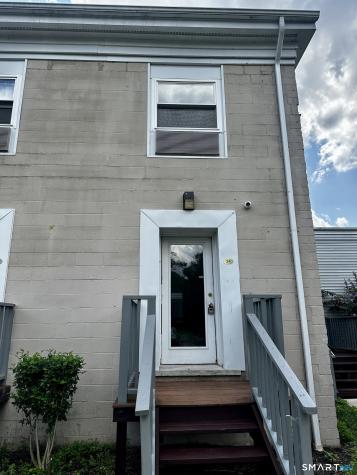 385 Putnam Avenue Hamden CT 05617