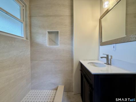 22 Hawthorne Avenue Derby CT 06418