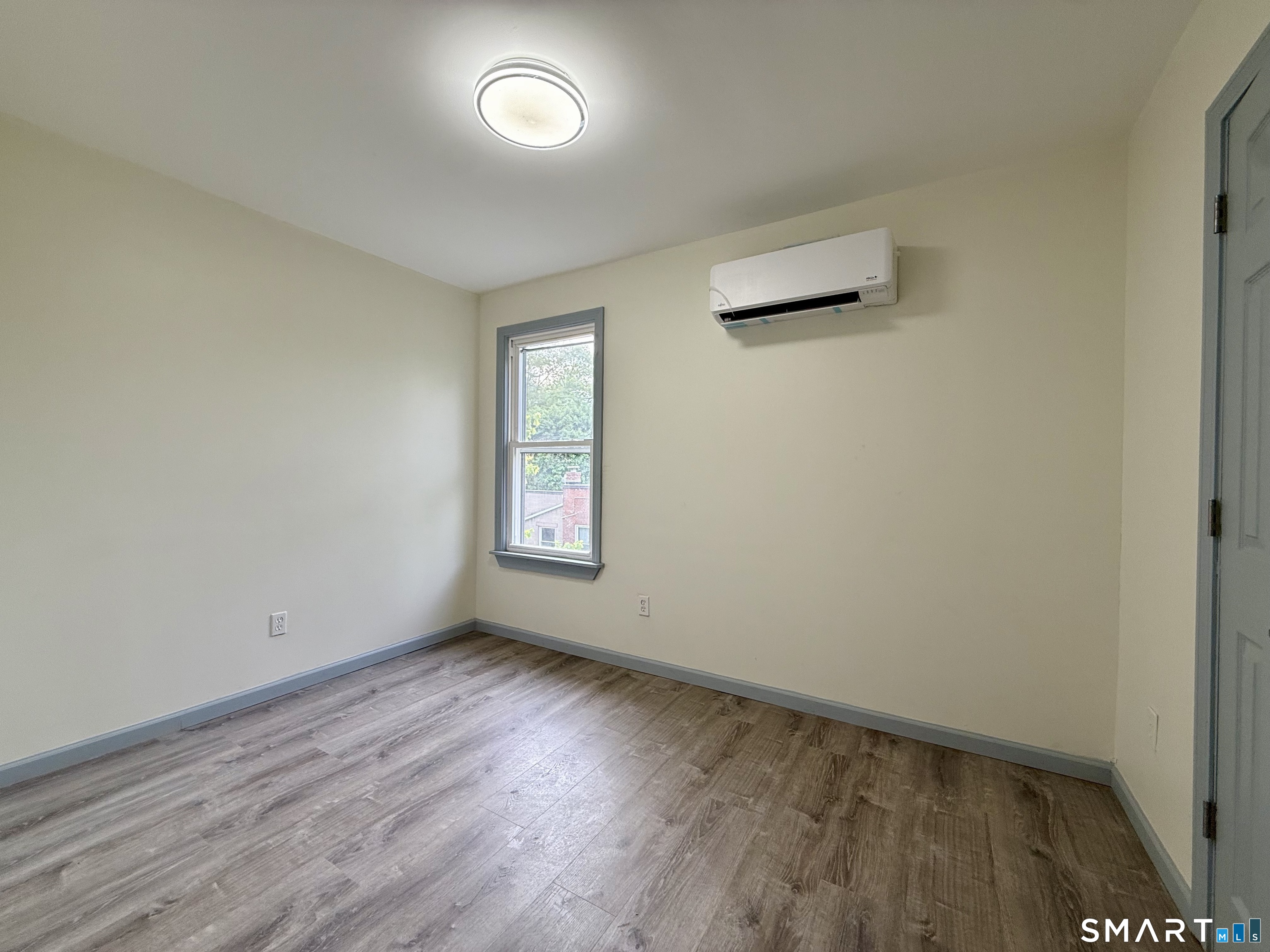 22 Hawthorne Avenue Derby CT 06418
