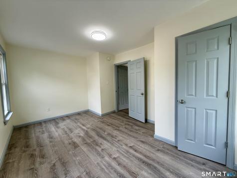 22 Hawthorne Avenue Derby CT 06418