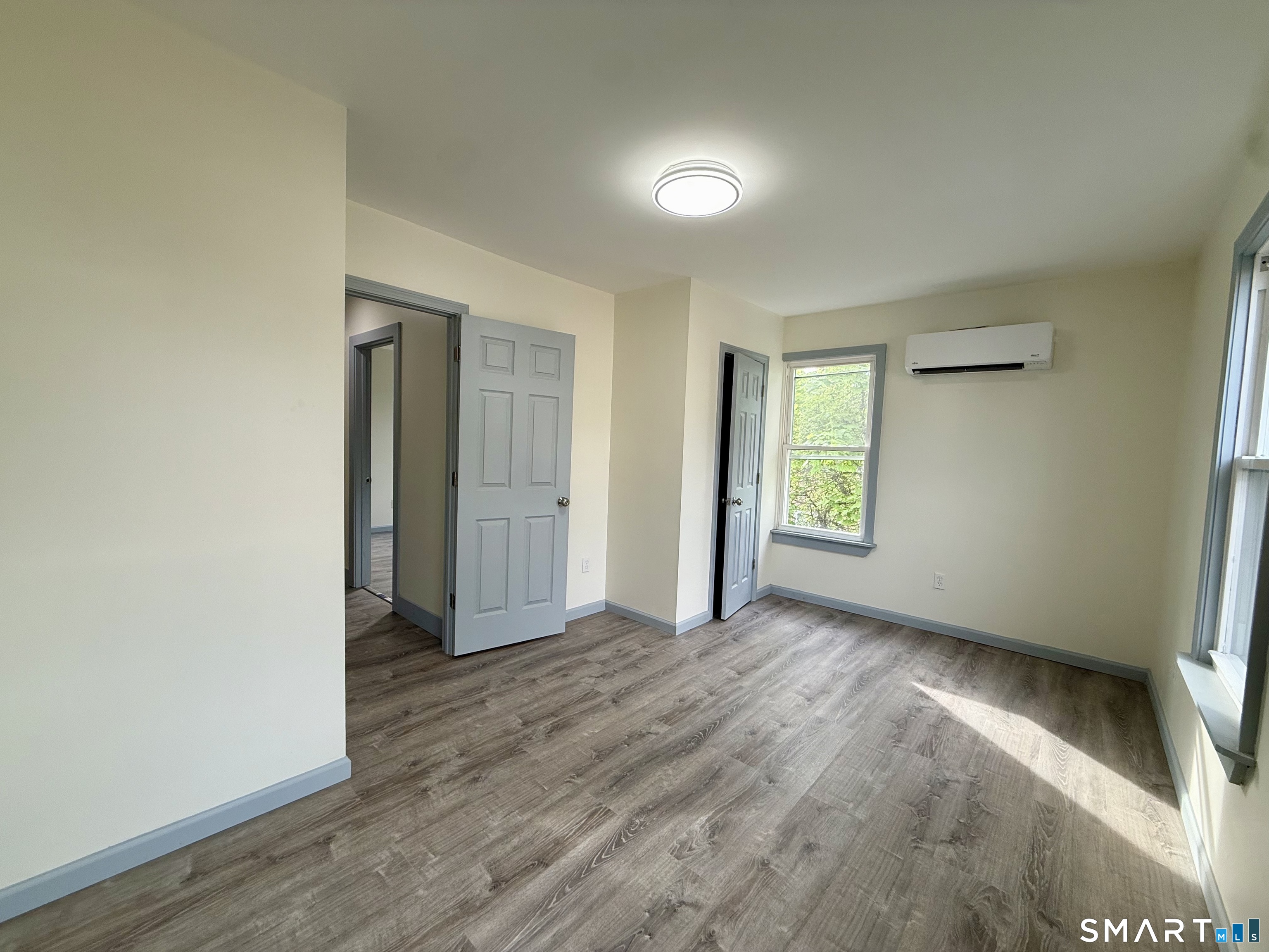 22 Hawthorne Avenue Derby CT 06418