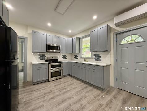22 Hawthorne Avenue Derby CT 06418