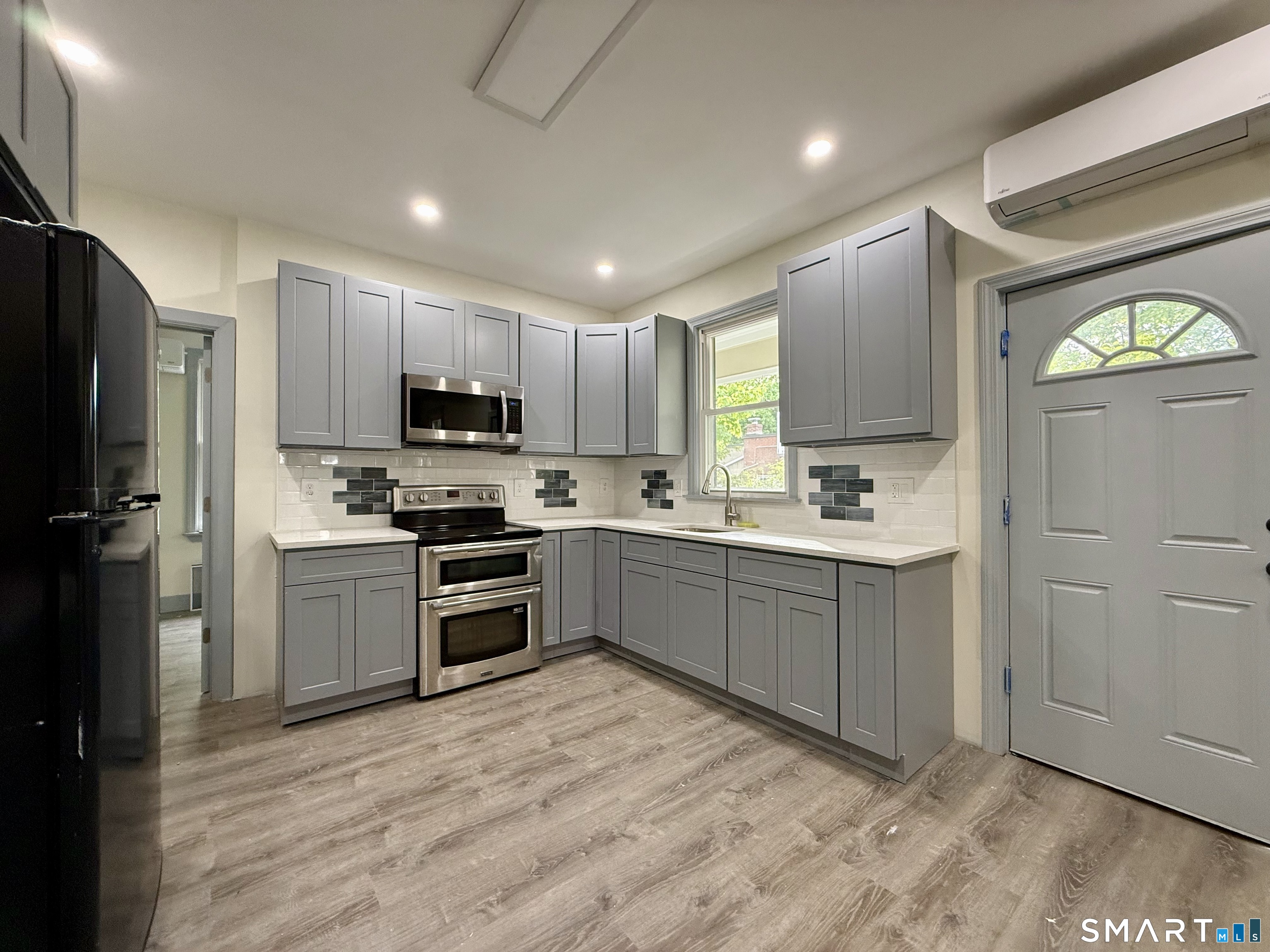 22 Hawthorne Avenue Derby CT 06418