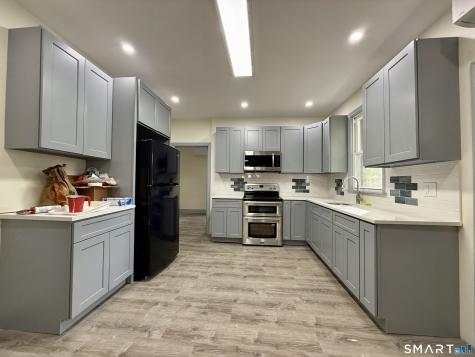 22 Hawthorne Avenue Derby CT 06418