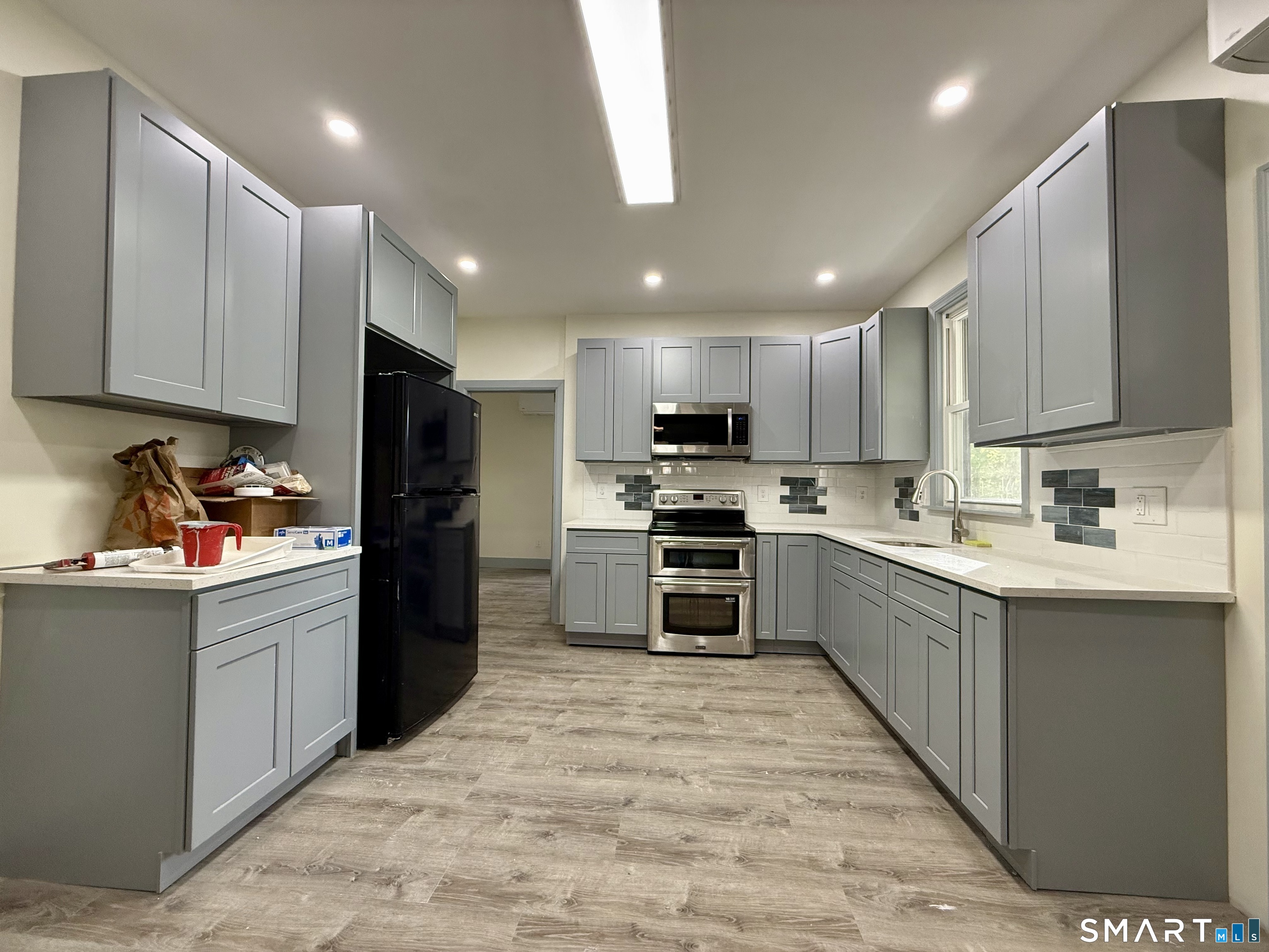 22 Hawthorne Avenue Derby CT 06418