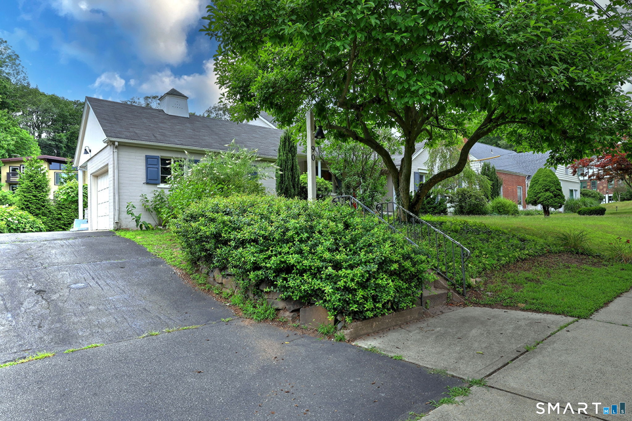 90 Edgewood Way New Haven CT 06515