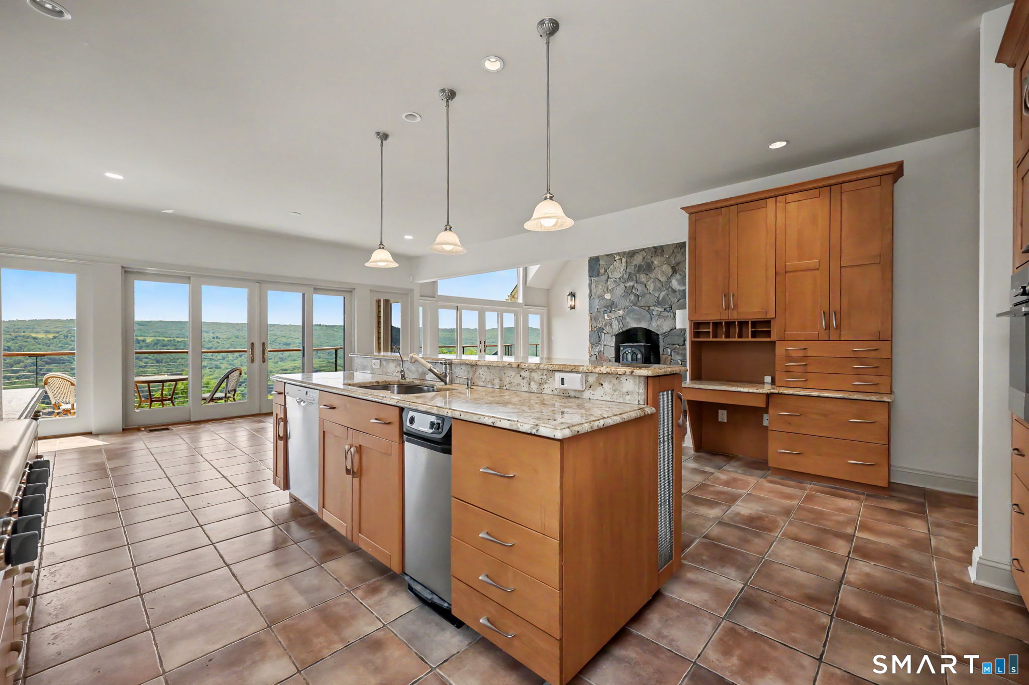12 Fox Run Sherman CT 06784