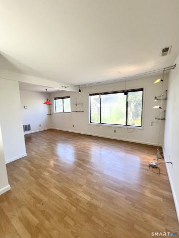 42 Glenwood Avenue Norwalk CT 06854