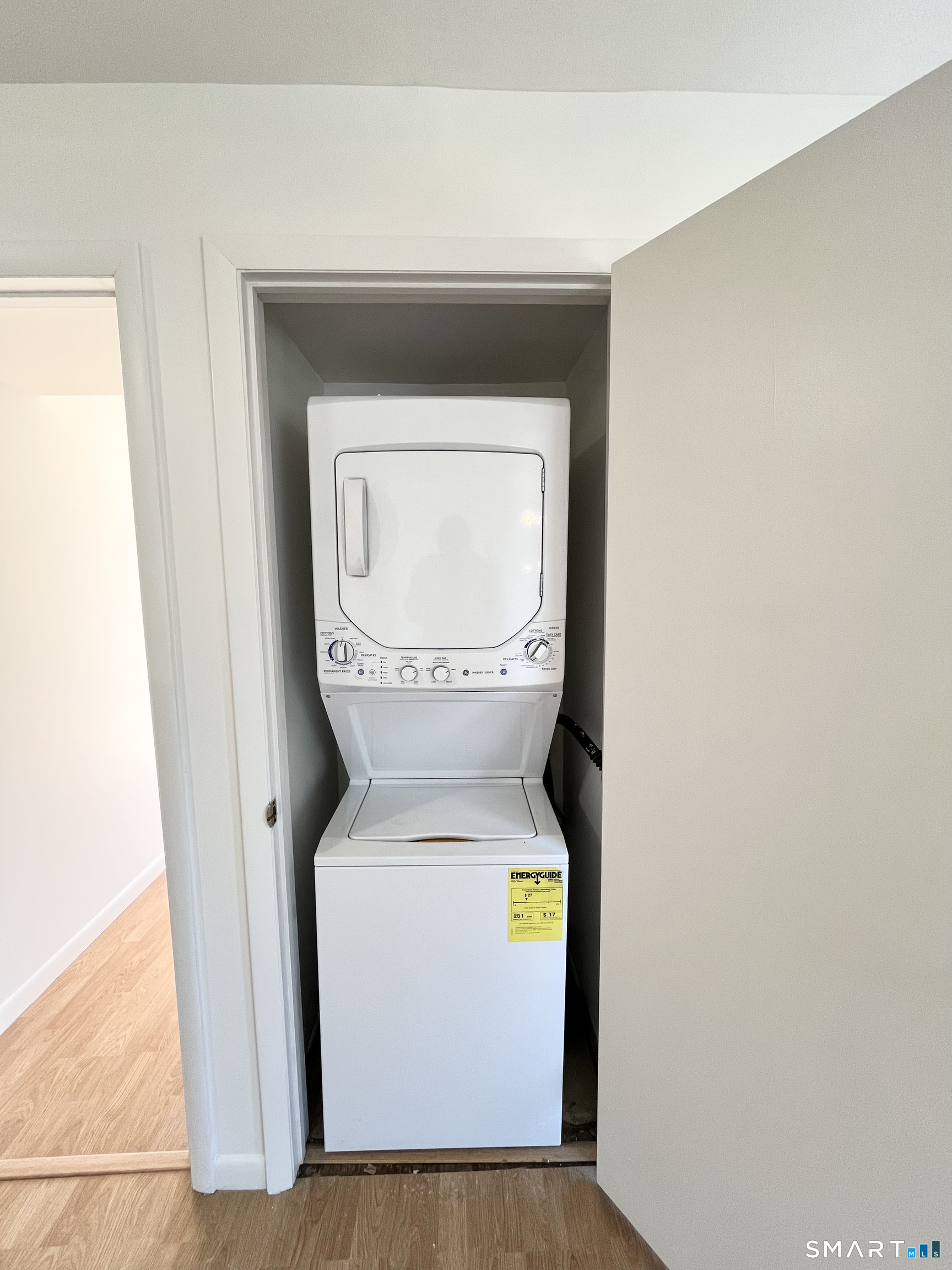 42 Glenwood Avenue Norwalk CT 06854