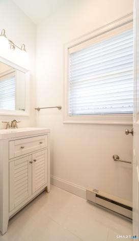 10 Fort Hill Road Groton CT 06340