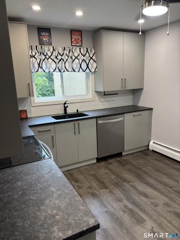28 Granite Road Guilford CT 06437