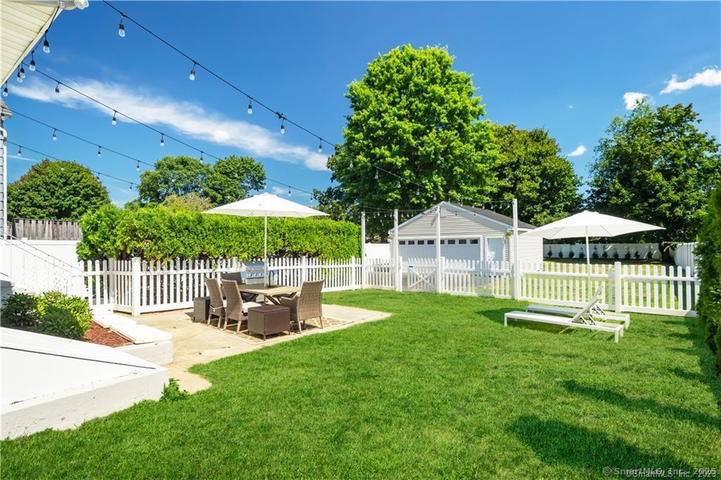 503 Reef Road Fairfield CT 06824