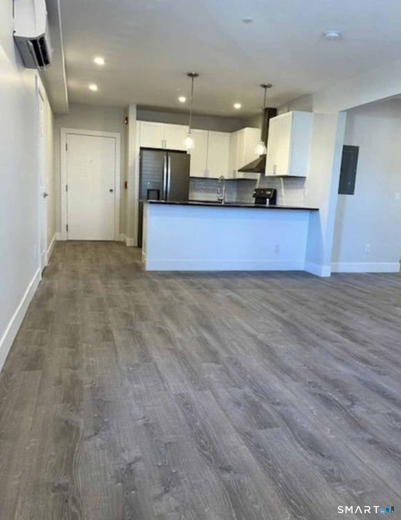 1903 Post Road Fairfield CT 06824