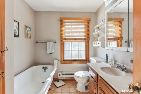 29 West Walk Clinton CT 06413