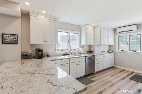 29 West Walk Clinton CT 06413