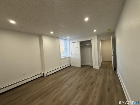 156 Garfield Avenue New London CT 06320