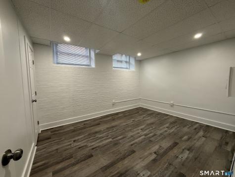 156 Garfield Avenue New London CT 06320