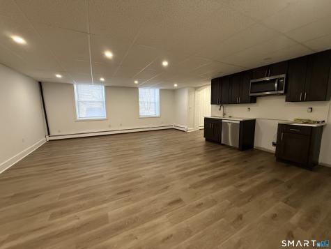 156 Garfield Avenue New London CT 06320