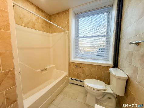 156 Garfield Avenue New London CT 06320