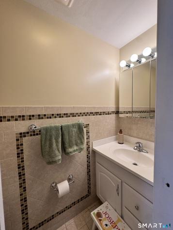 59 Rock Spring Road Stamford CT 06906