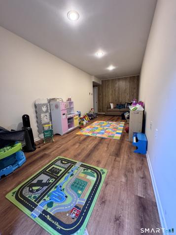 59 Rock Spring Road Stamford CT 06906