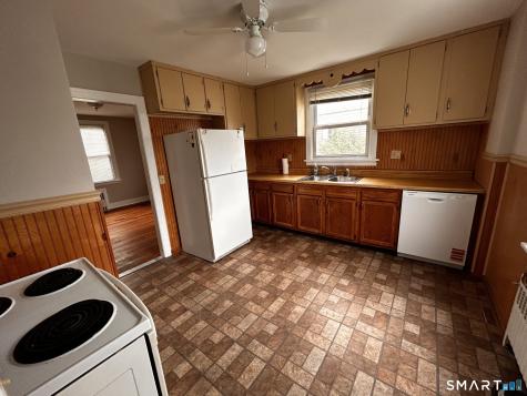 925 Meriden Road Waterbury CT 06705