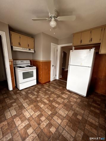 925 Meriden Road Waterbury CT 06705